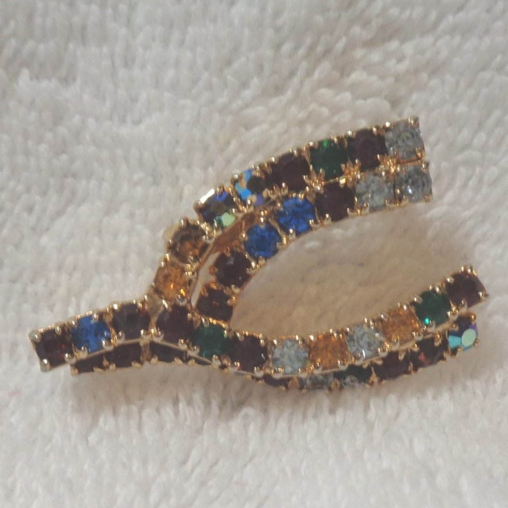 Beautiful Rhinestone wish Brooch